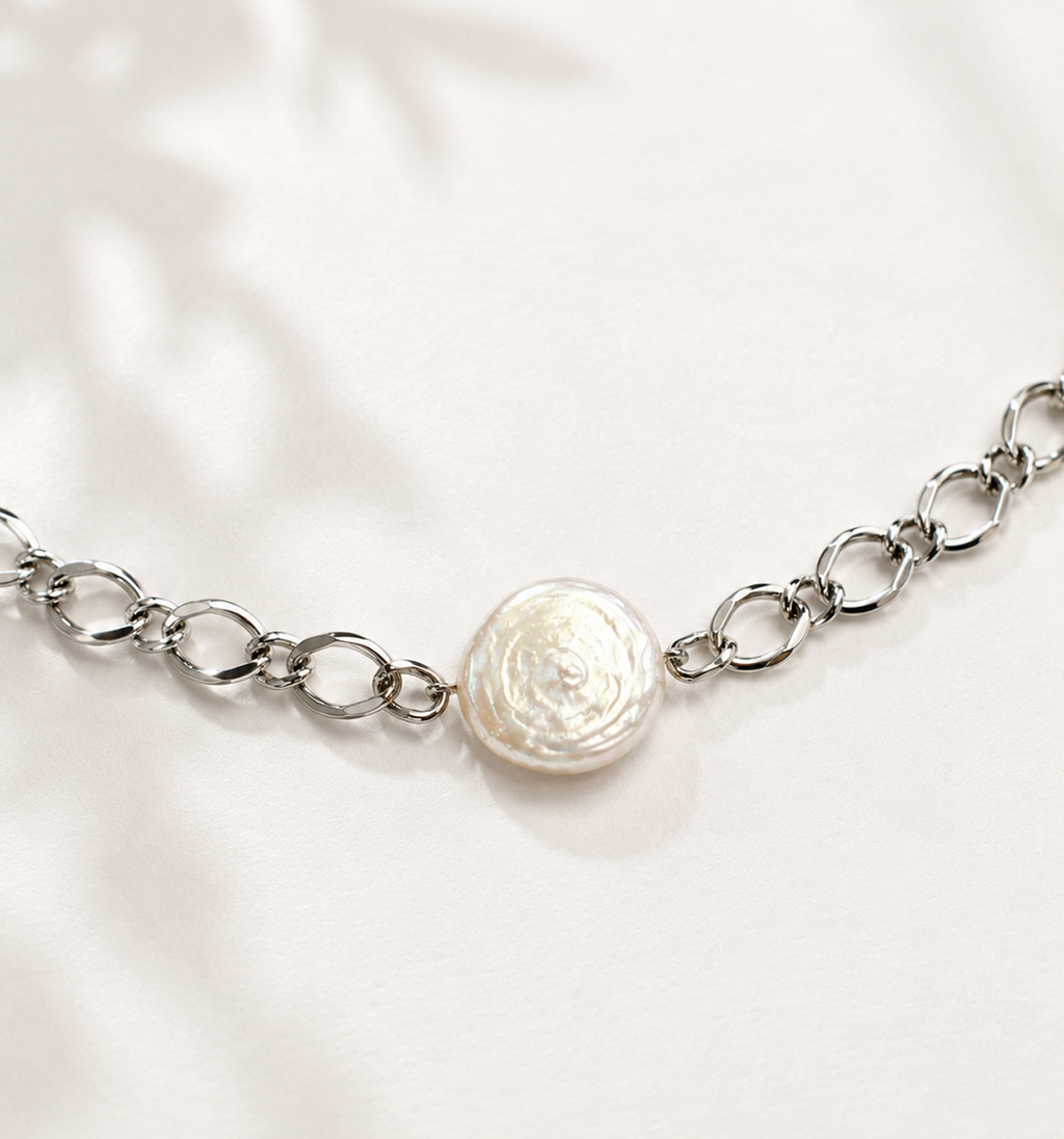 LUNA Necklace