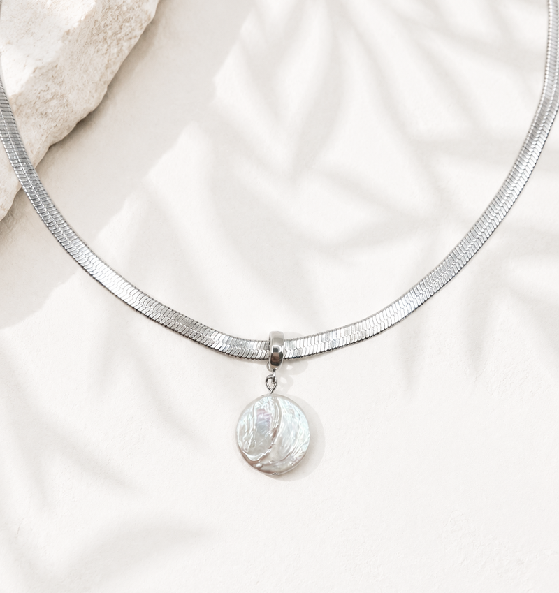 SELENE Necklace